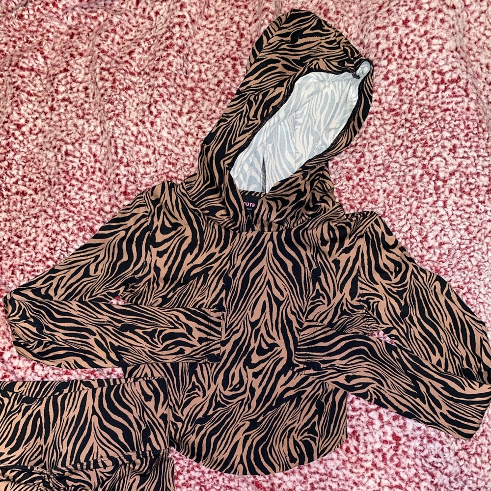 Cute Booty Lounge CBL